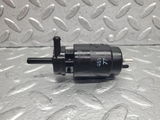 W124 Wagon windscreen washer pump used OEM