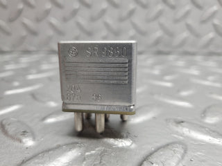 W126 Coupe multi purpose relay used OEM
