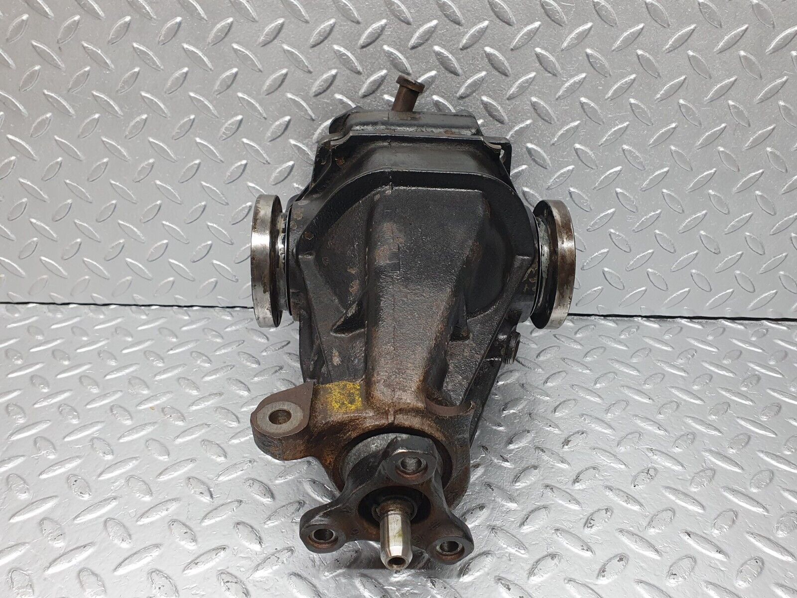 41730 Mercedes-Benz W124 200E Rear Axle Differential Ratio 3.42 2013511401