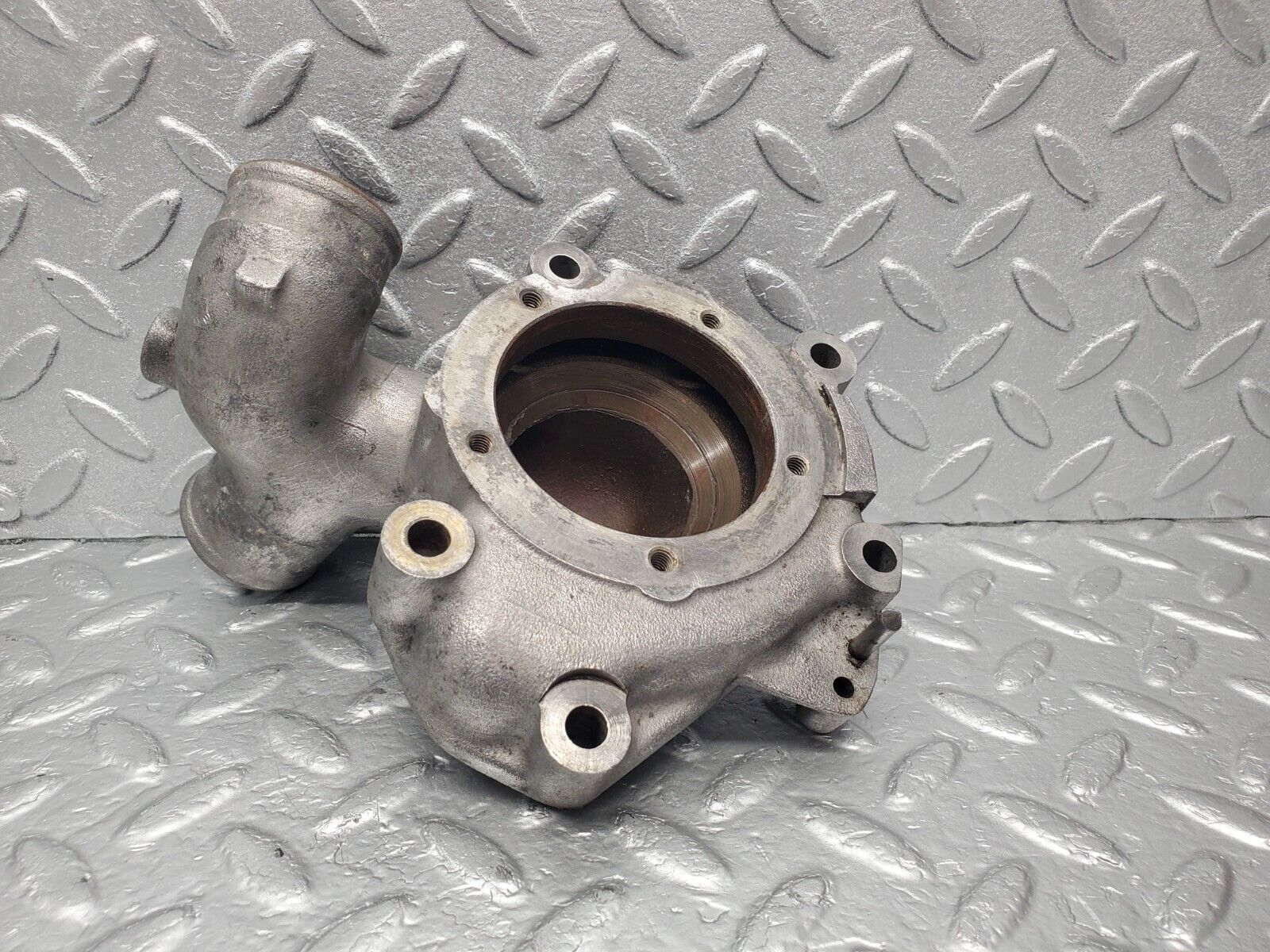 46593 Mercedes-Benz C123 280CE Coupe Water Pump Housing 1102010701