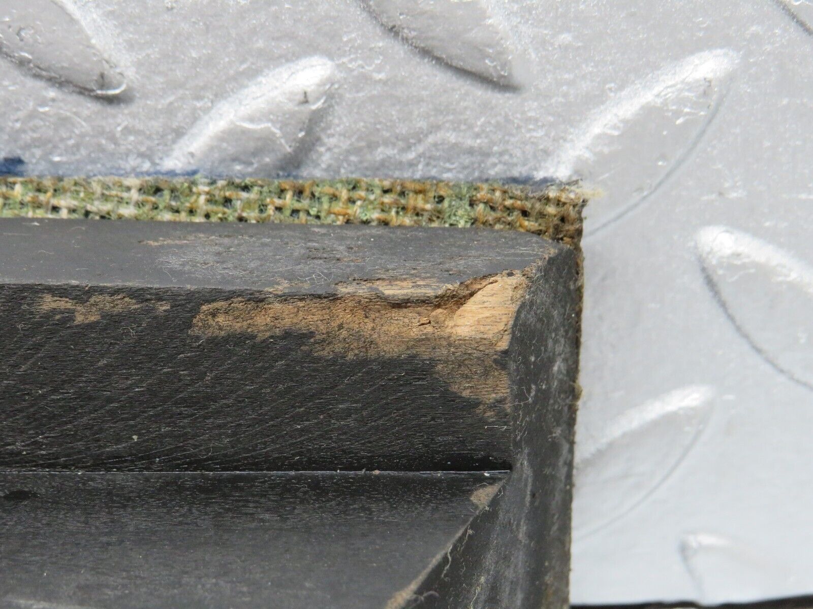 39192 Mercedes-Benz R107 500SL Foot Rest Blue