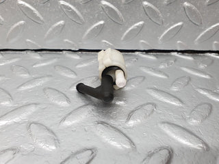 41653 Mercedes-Benz W124 200E Windscreen Washer Fluid Distributor