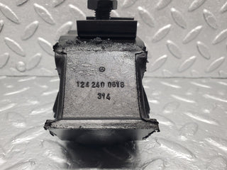 W124 gearbox rubber mounting bracket used OEM