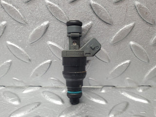 46244 Mercedes-Benz W124 280E Fuel Injector Bosch 0280155209 0000787323