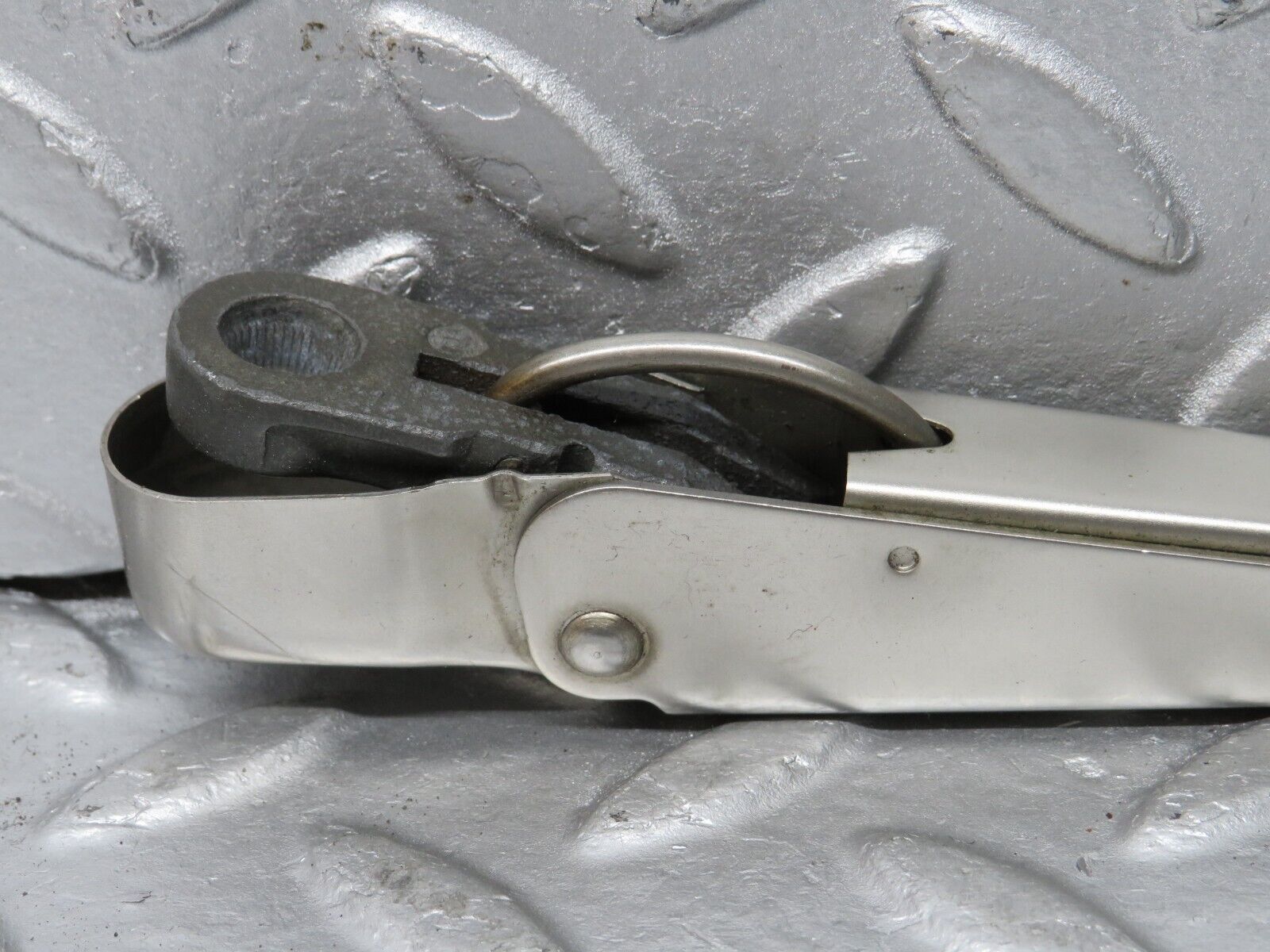39981 Mercedes-Benz R107 350SL Windscreen Wiper Arm Right Side
