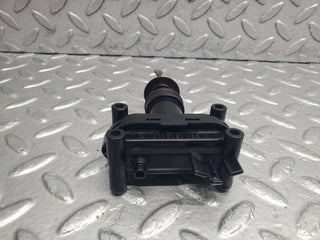 W124 Wagon door lock vacuum actuator rear used OEM