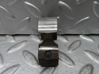R107 SL valve rocker arm with retaining spring used OEM