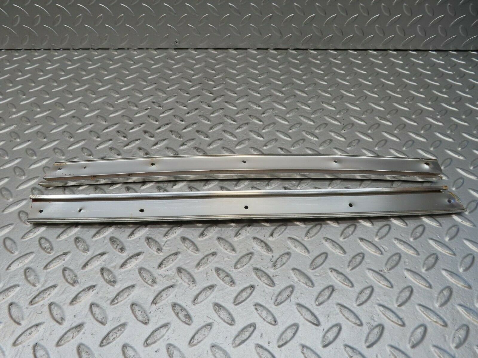 15588 Mercedes-Benz R107 450SL Roof Chrome Moulding Trim Left And Right