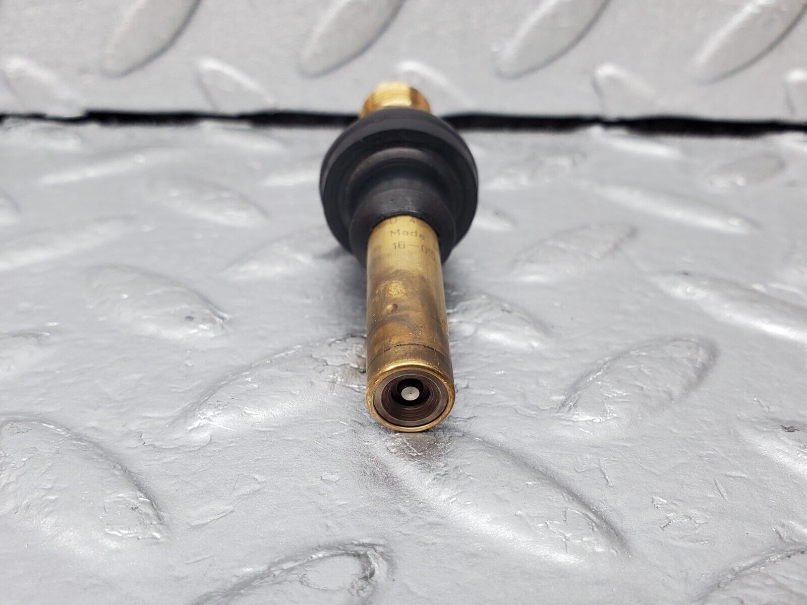 45339 Mercedes-Benz 280E M110.983 Fuel Injector Bosch 0437502047