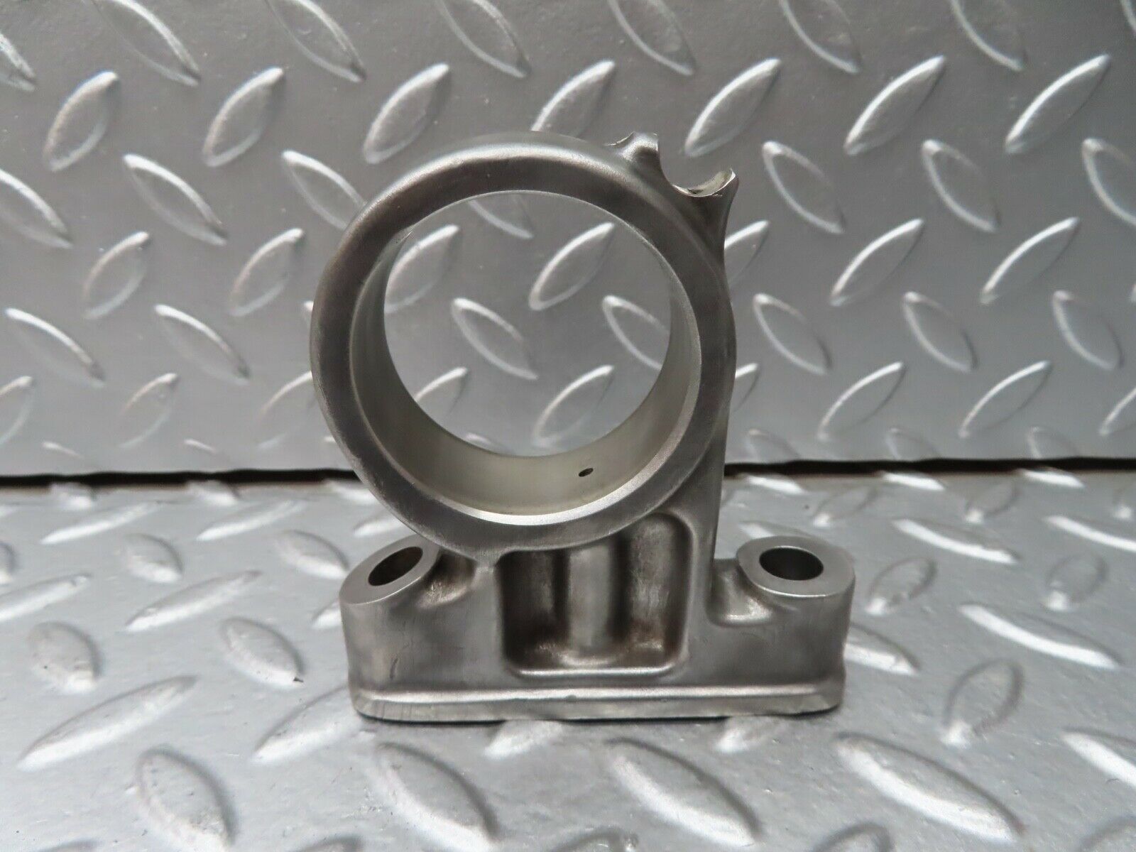 20677 Mercedes-Benz R107 450SL Camshaft Tower Bearing 1160512718