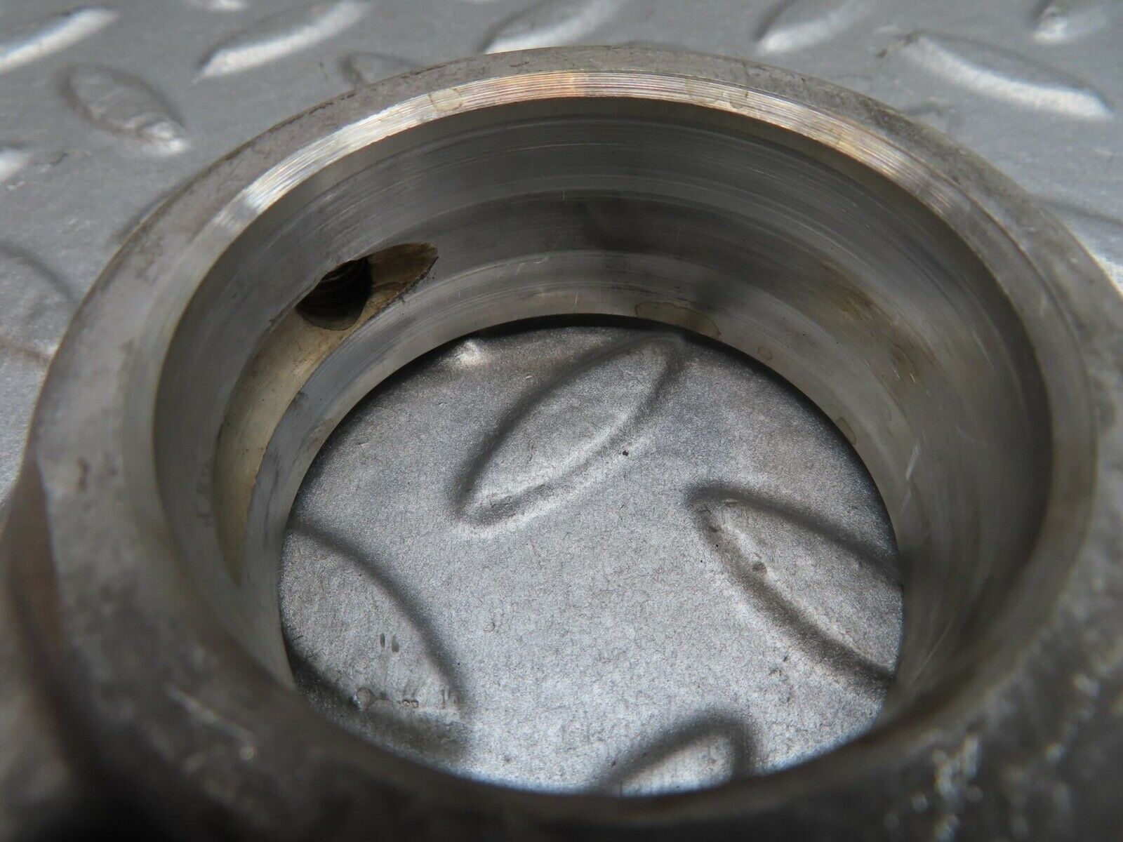 13733 Mercedes-Benz R107 450SL Camshaft Tower Bearing 1160512712