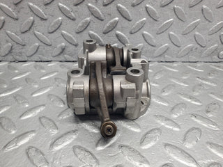 W124 rocker arms camshaft bearing block used OEM