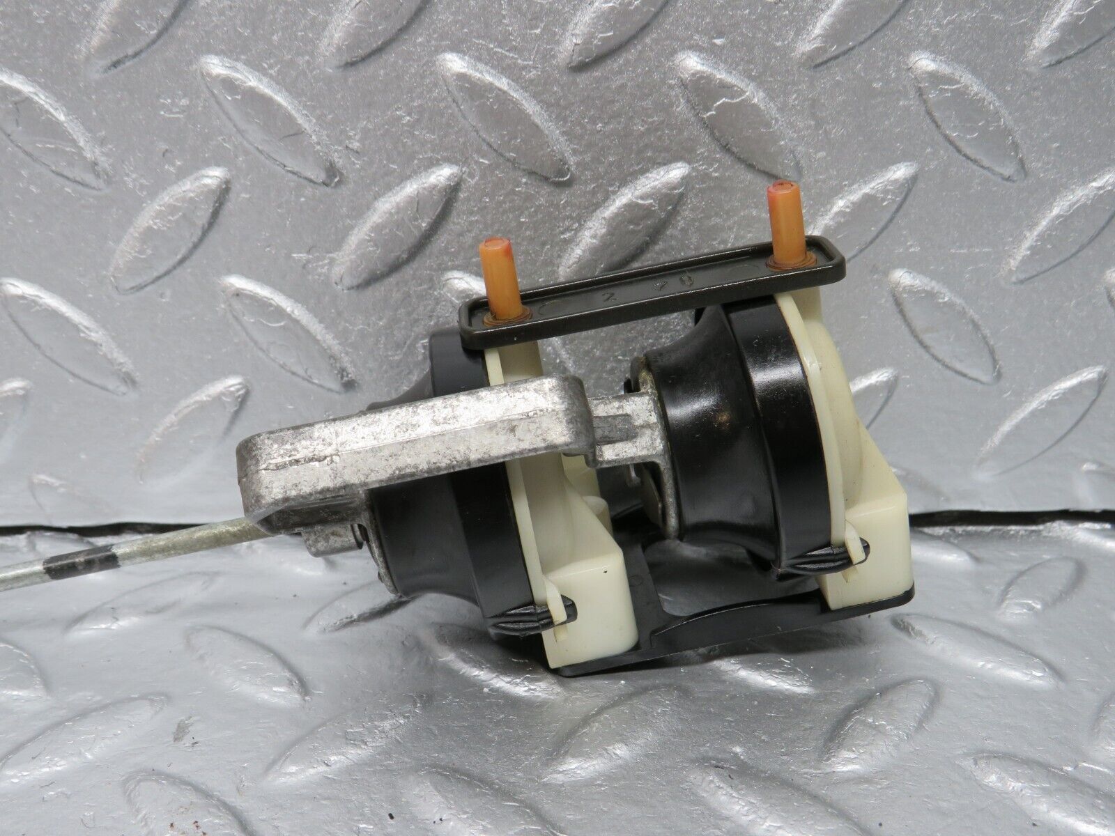39999 Mercedes-Benz R107 350SL Seat Vacuum Actuator