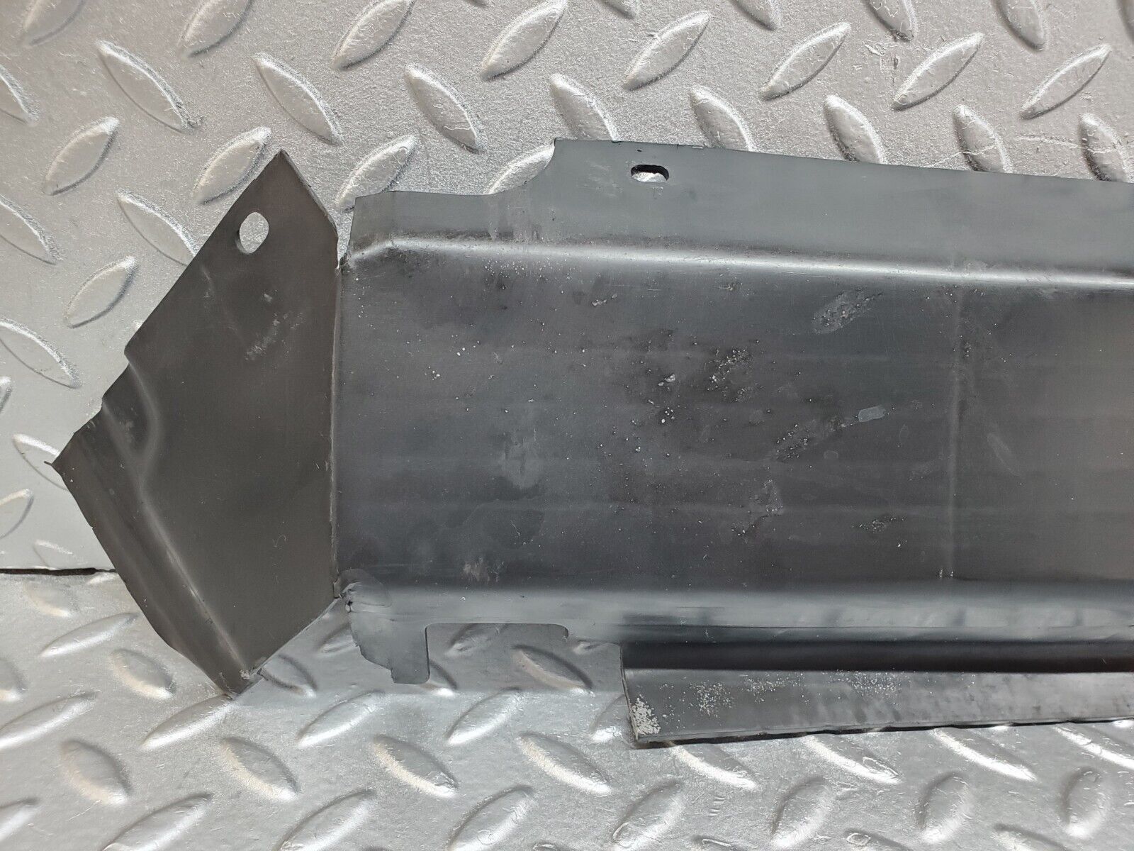 45197 Mercedes-Benz R129 300SL Coupe Radiator Bottom Cover 1295050088