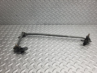 W123 windscreen wiper linkage used OEM