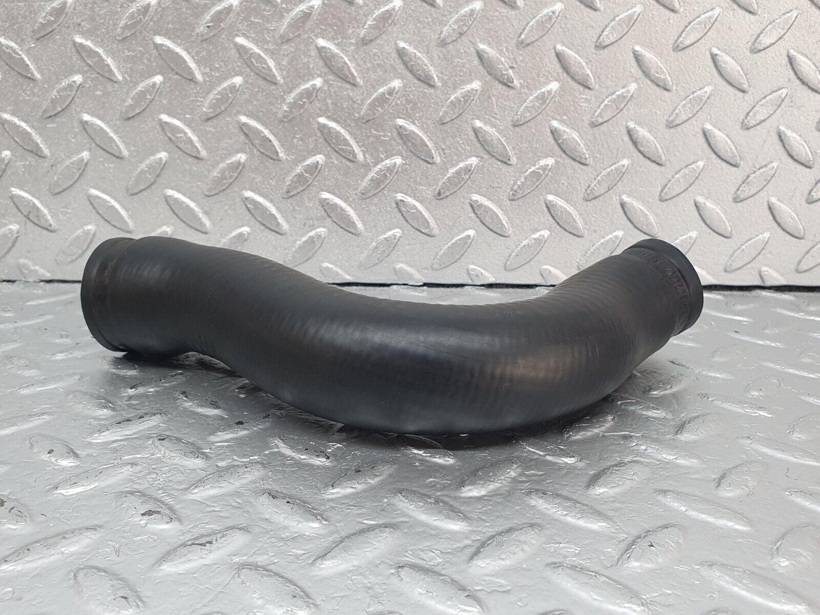 44024 Mercedes-Benz C123 230CE Coupe Radiator Hose Pipe 1235012382