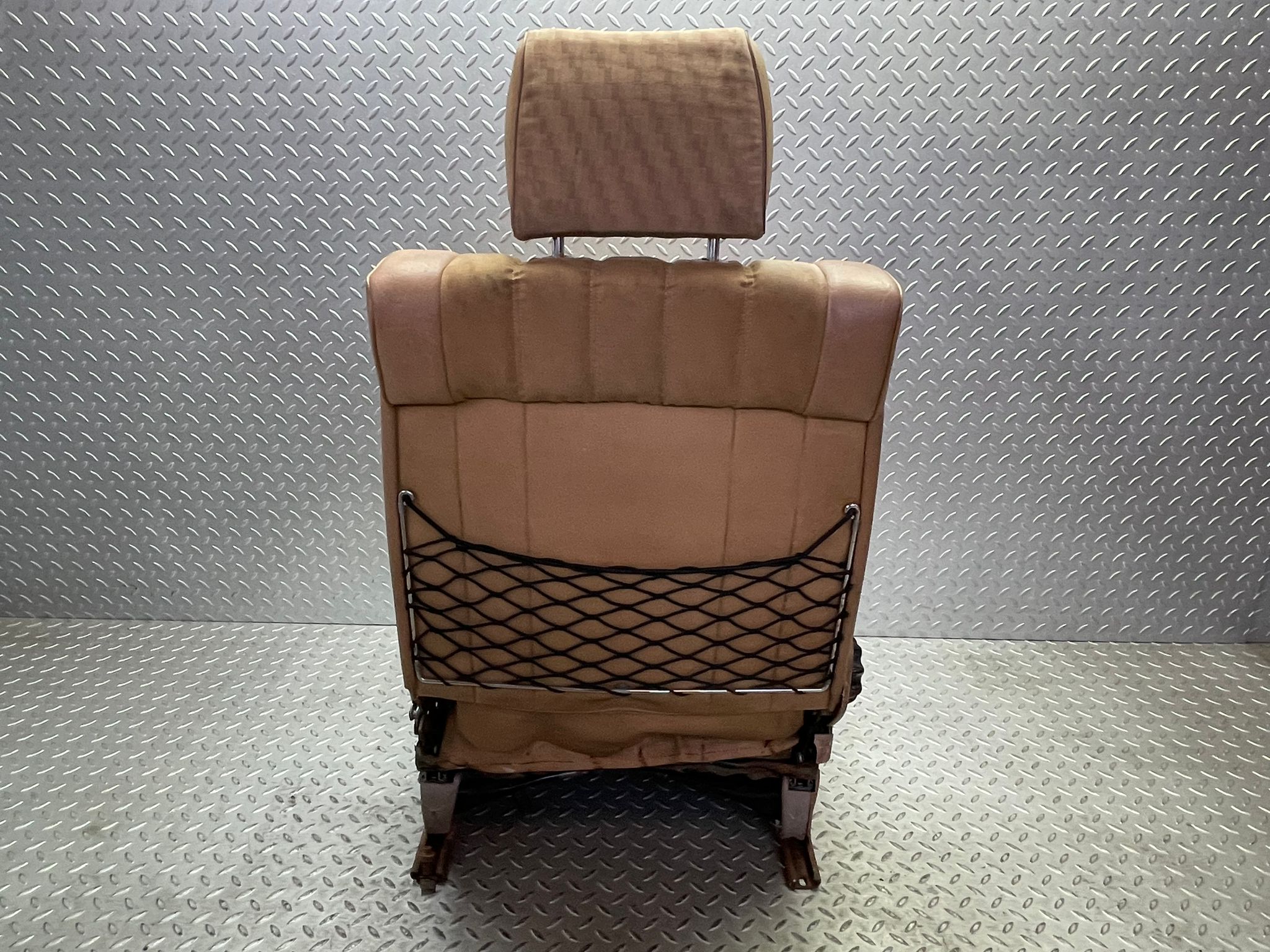 10665 Mercedes-Benz C123 230CE Coupe Front Right Seat Driver Seat