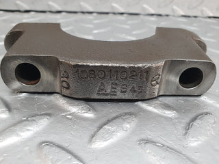 4795 Mercedes-Benz W114 280CE Coupe Crankshaft Bearing Holder Block 1080110211