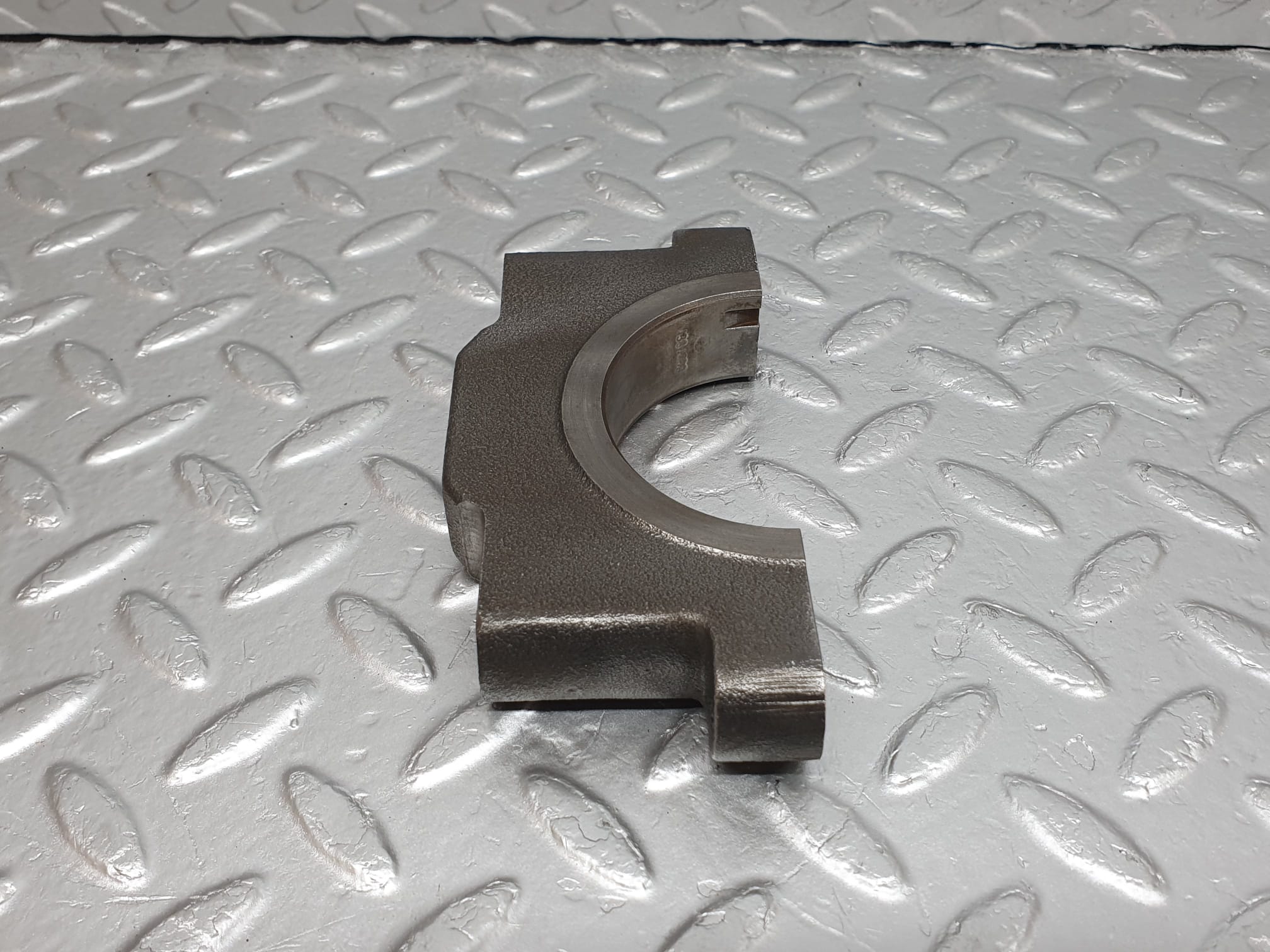 4796 Mercedes-Benz W114 280CE Coupe Crankshaft Bearing Holder Block 1080110113