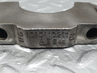 4798 Mercedes-Benz W114 280CE Coupe Crankshaft Bearing Holder Block 1080110211