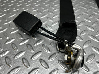 5468 Mercedes-Benz W124 230E Rear Seat Belt Buckles Set 1248608585 1248601696