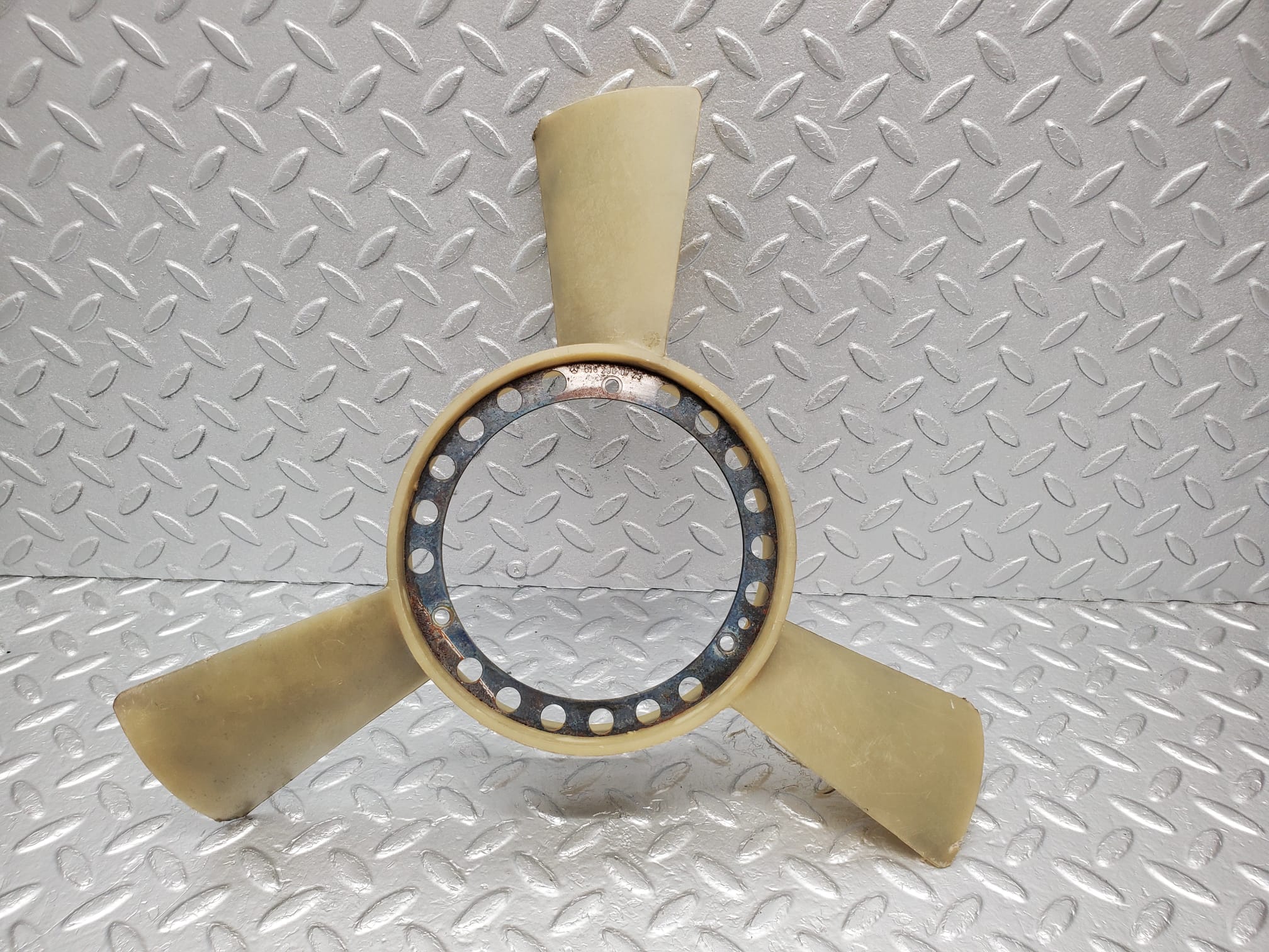 1417 Mercedes-Benz V123 240D LWB Engine Cooling Fan 6162000723