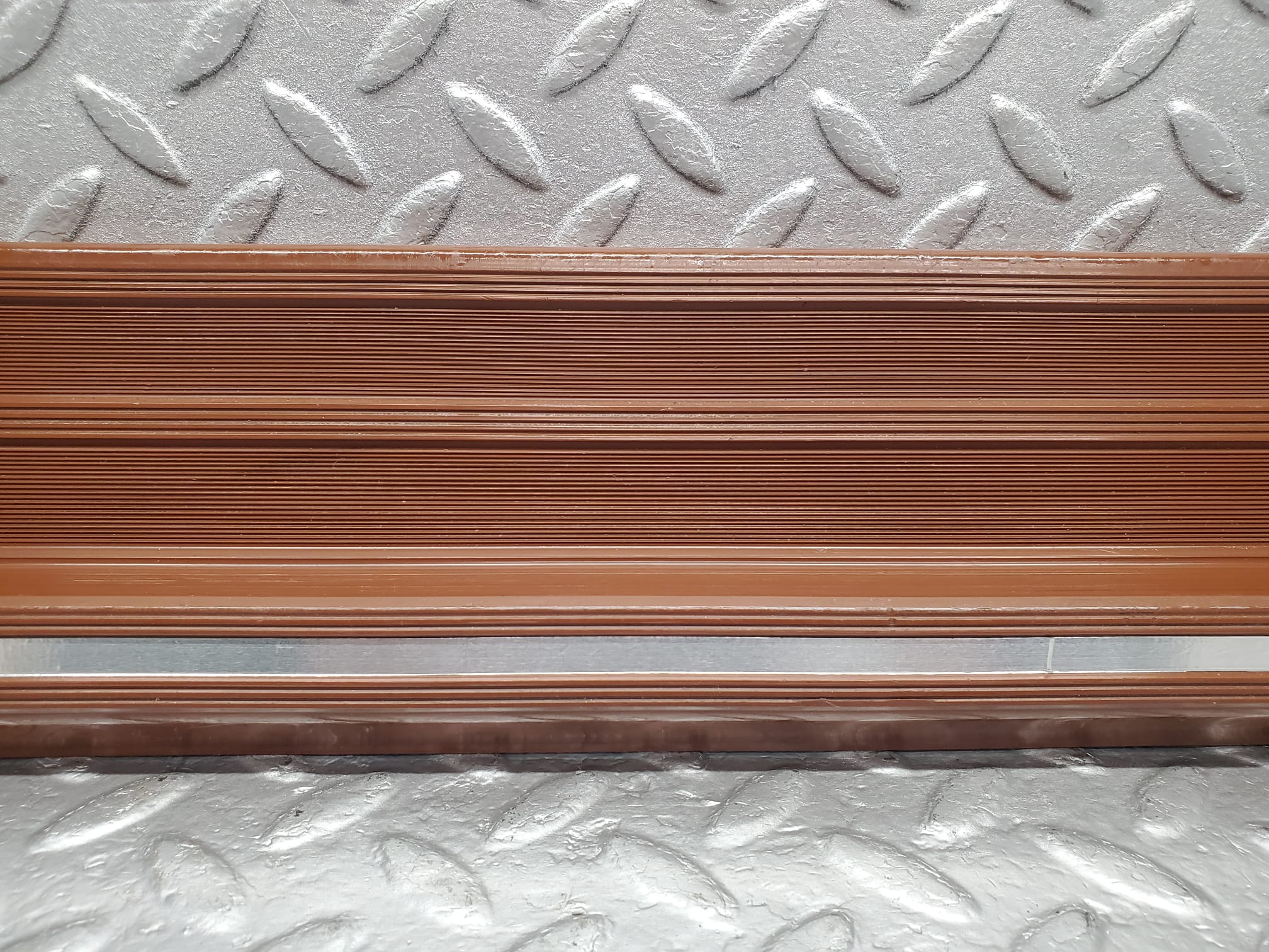 2149 Mercedes-Benz W116 350SE Front Left Door Sill