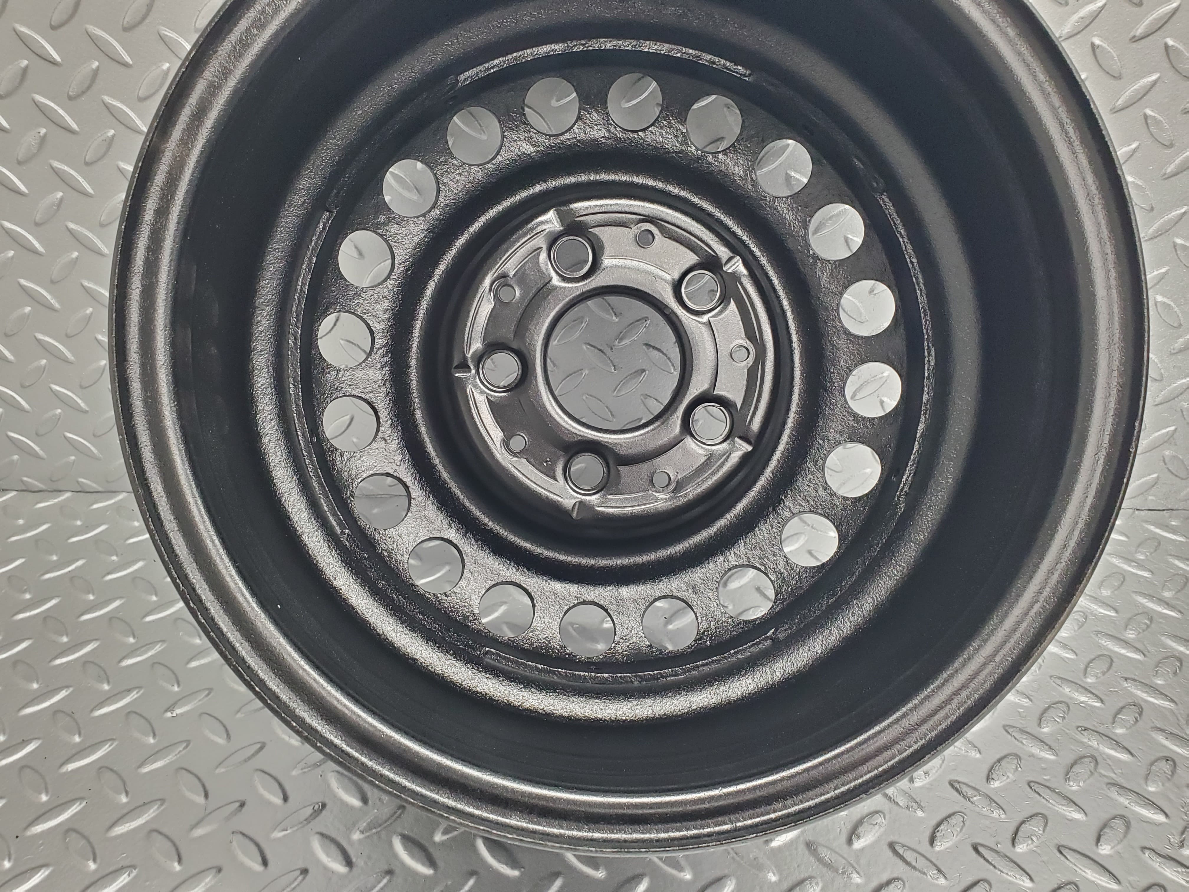 43429 Mercedes-Benz Steel Wheel Set 6Jx14H2 ET30 1084000702