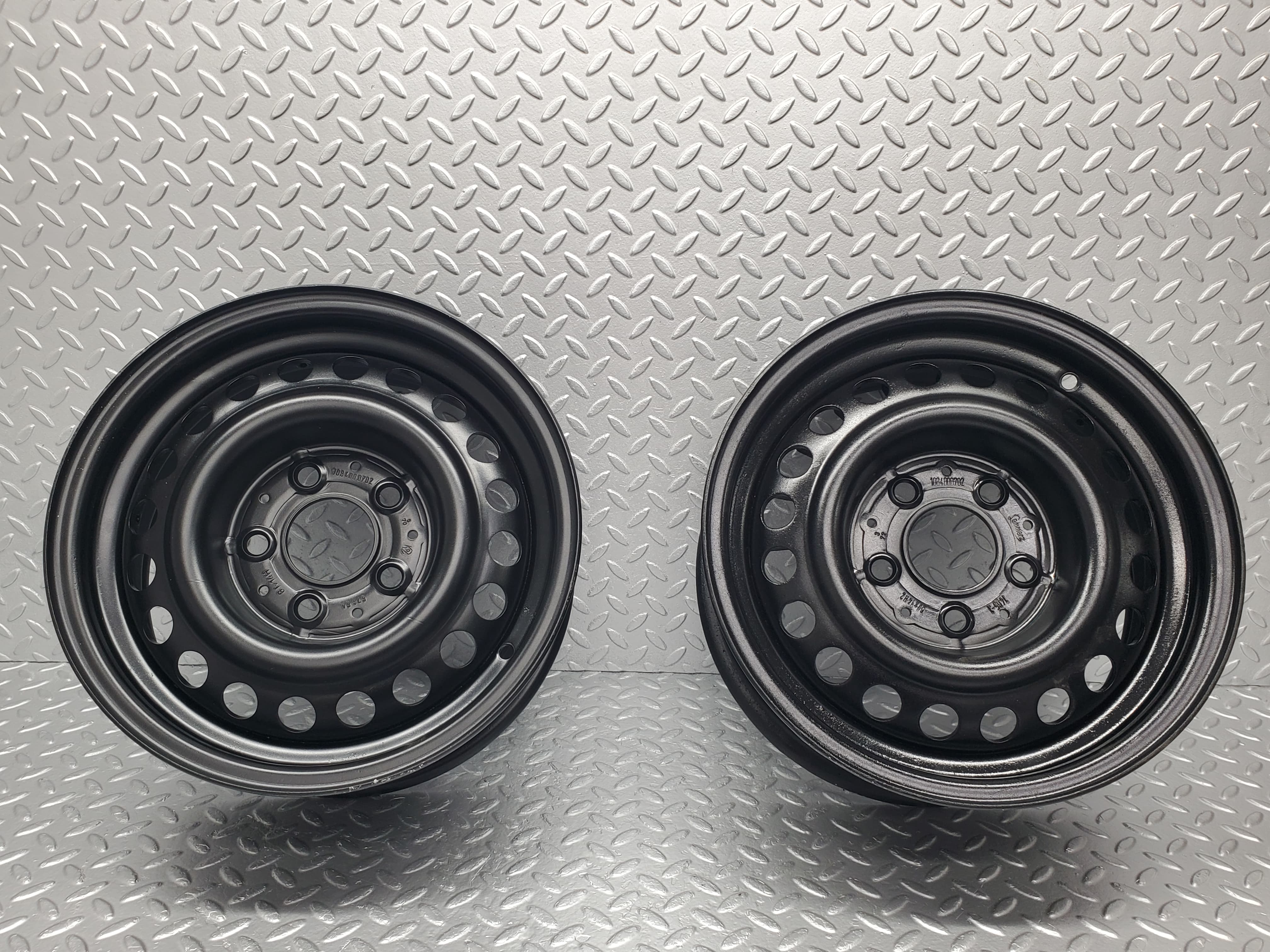 43429 Mercedes-Benz Steel Wheel Set 6Jx14H2 ET30 1084000702