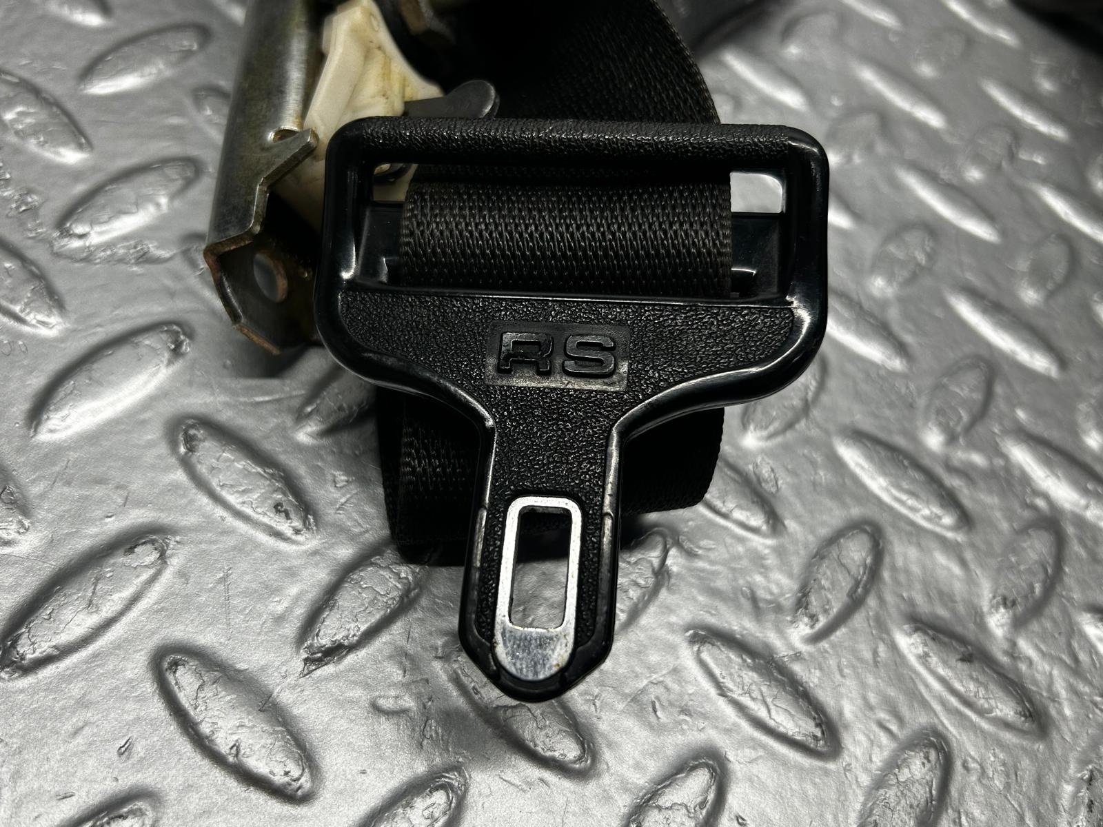 31536 Mercedes-Benz S124 220TE Front Right Seat Belt With Buckle 1248609885