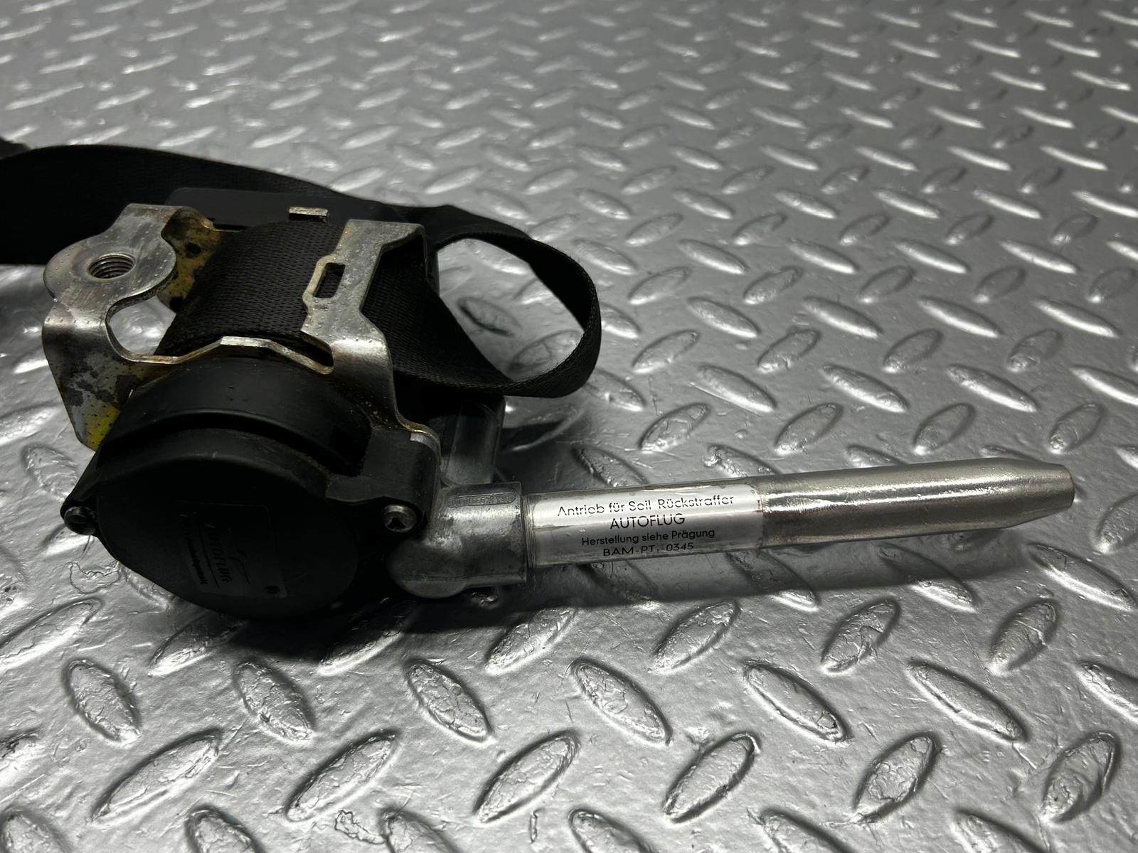 31536 Mercedes-Benz S124 220TE Front Right Seat Belt With Buckle 1248609885