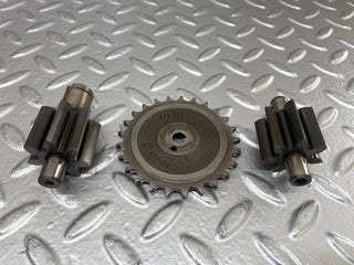 23850 Mercedes-Benz C107 450SLC Coupe Oil Pump 1161800555
