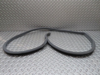 15021 Mercedes-Benz W140 S320 Front Left Door Seal