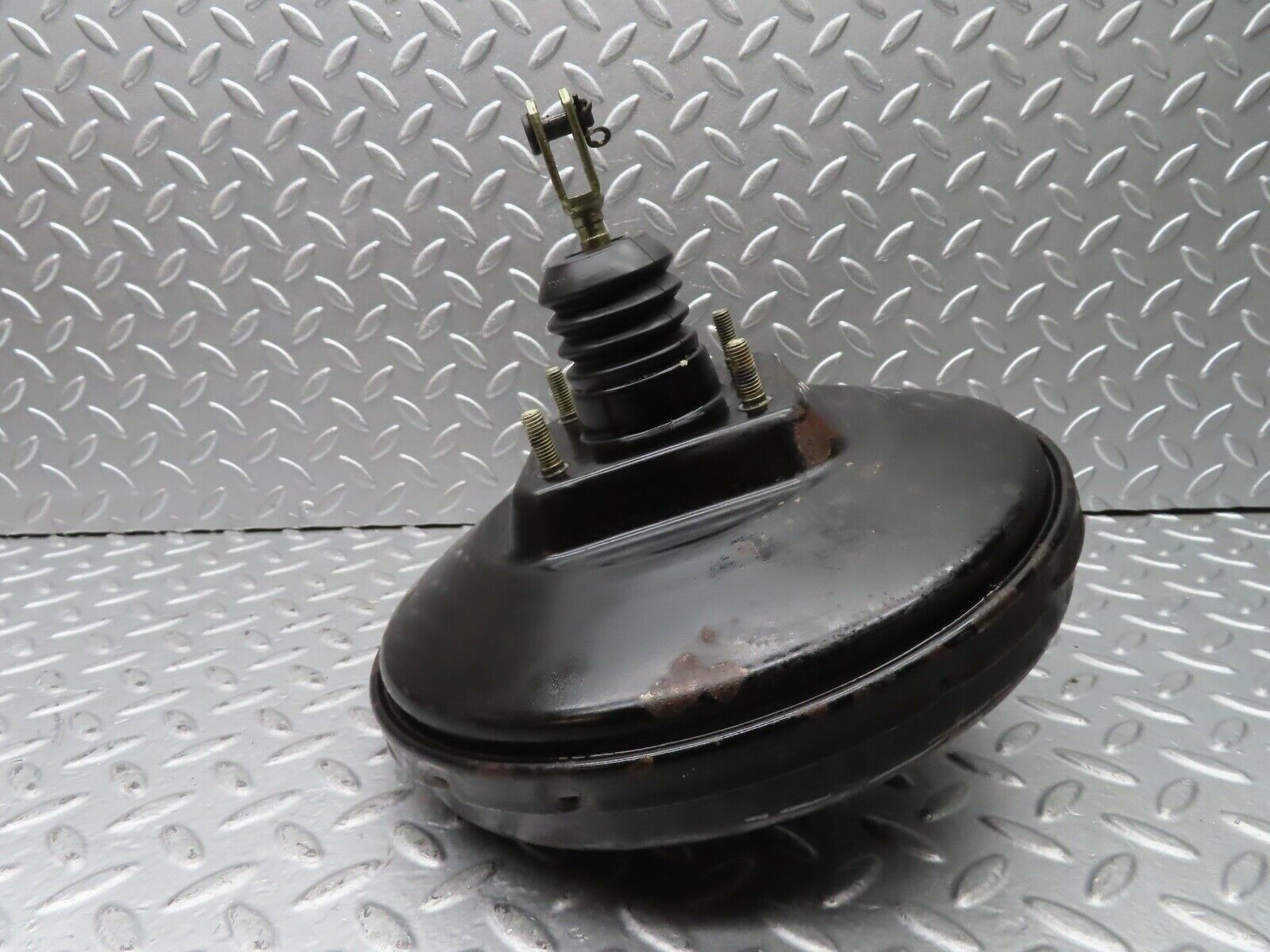 21296 Mercedes-Benz W123 230E Brake Booster Bendix