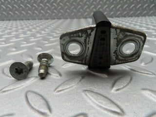 5370 Mercedes-Benz W124 230E Door Lock Latch