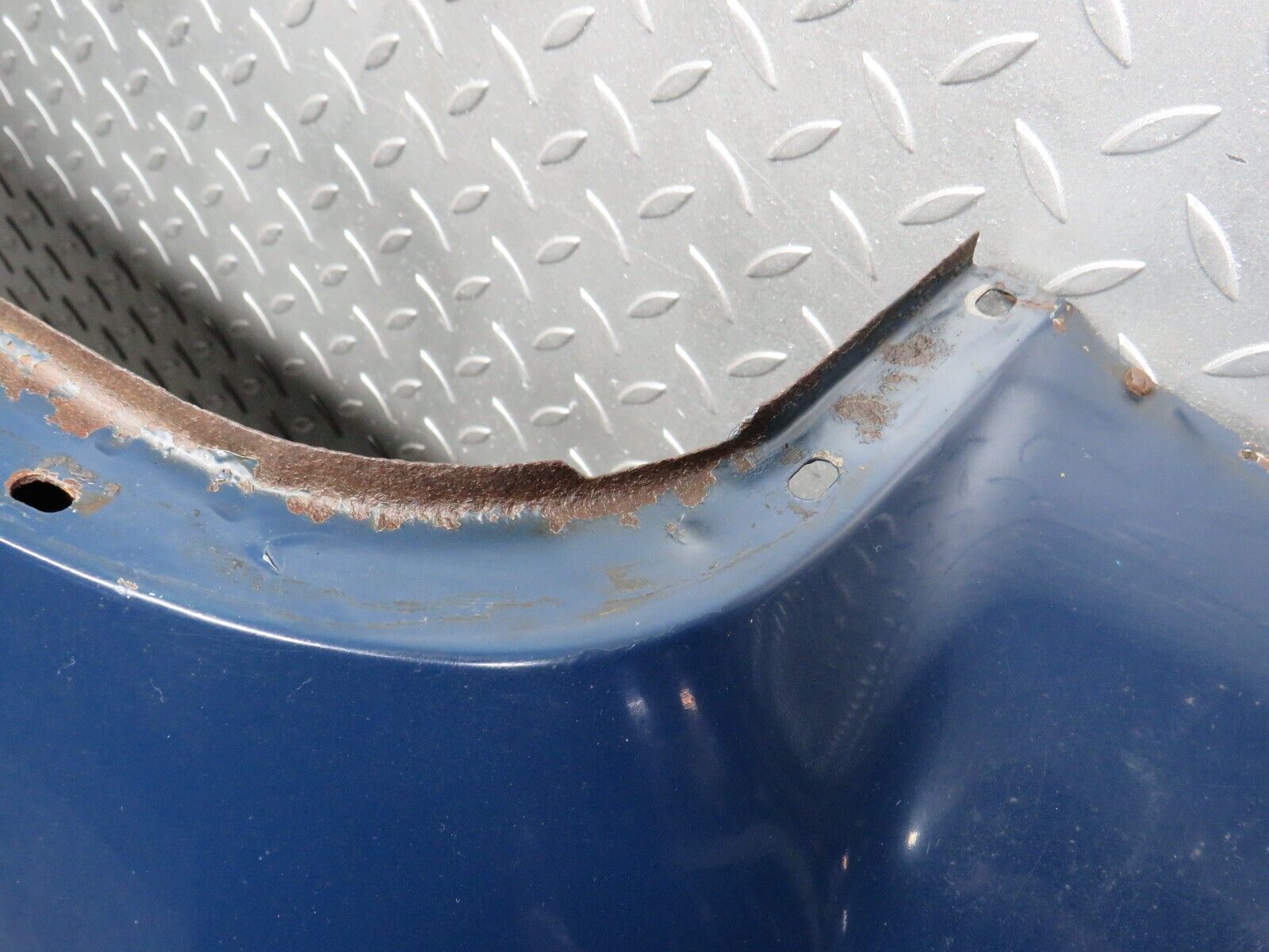 40522 Mercedes-Benz W110 230 Bonnet