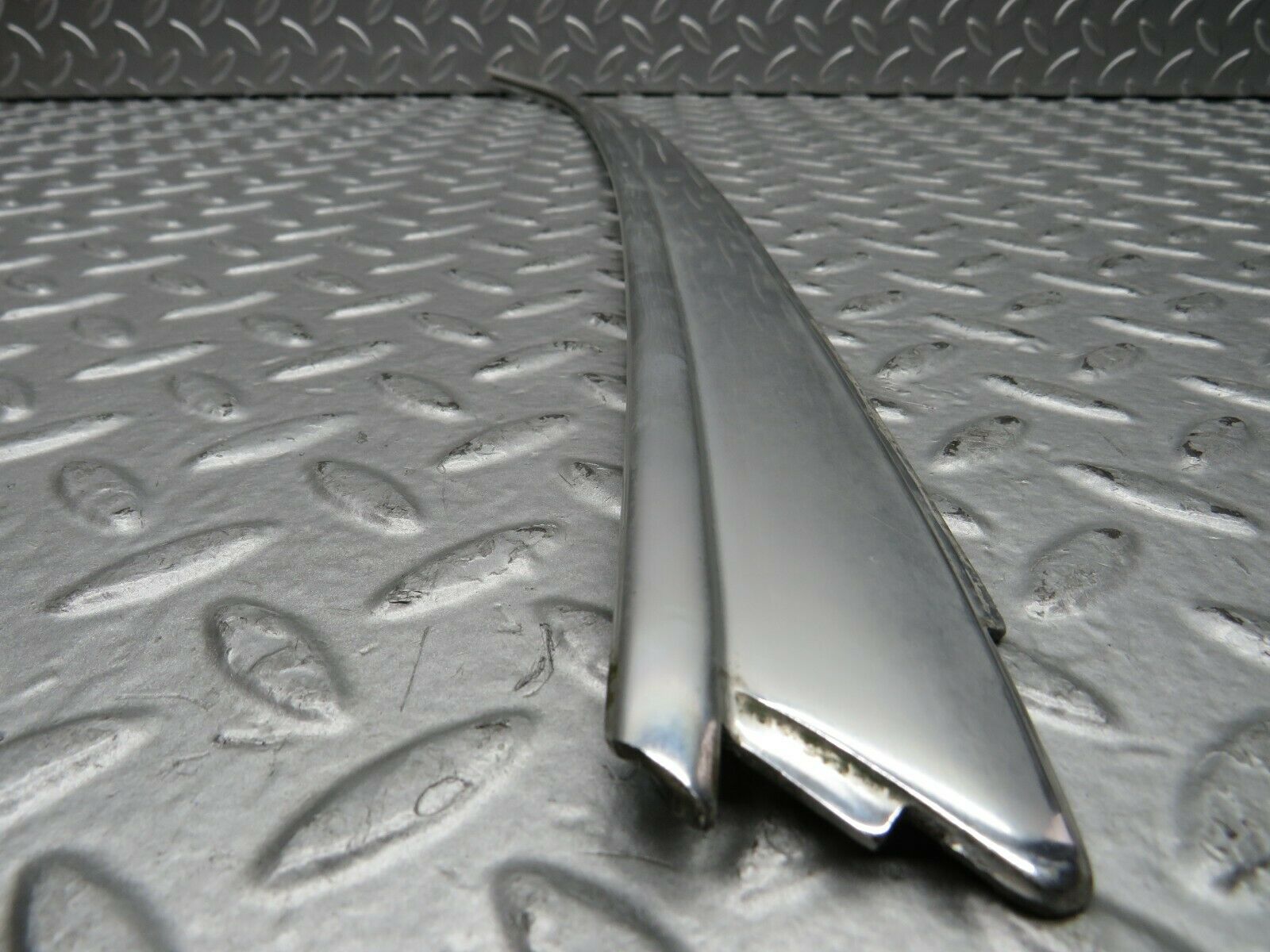 22019 Mercedes-Benz S123 280TE D Pillar Exterior Chrome Trim Left Side