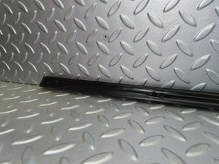 10273 Mercedes-Benz W123 Front Right Fender Wing Centre Moulding Trim