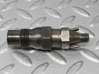 W123 diesel fuel injector used OEM