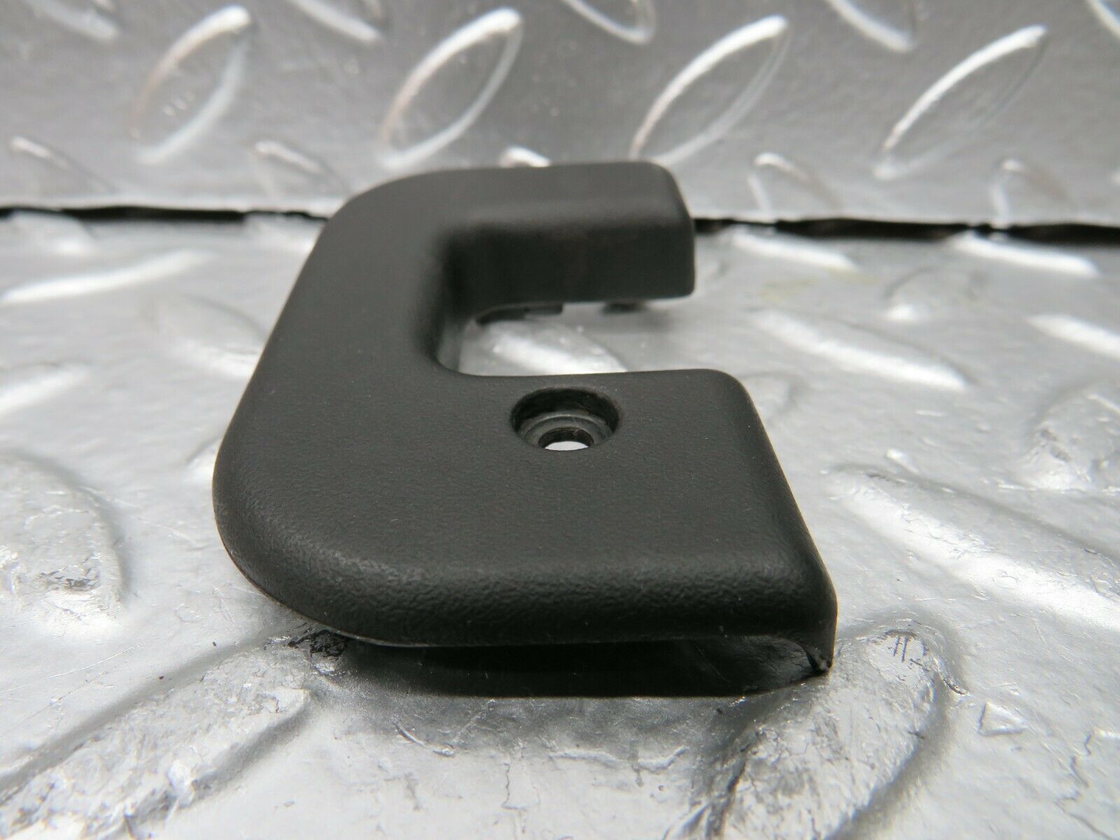 22626 Mercedes-Benz C124 E220 Coupe Right Door Lock Cover