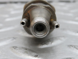 28502 Mercedes-Benz S123 240D Wagon Fuel Injector Bosch KCA30S35/4