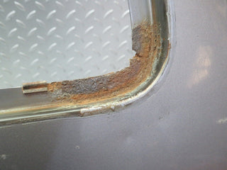 32579 Mercedes-Benz S124 220TE Wagon Tailgate Trunk Door & Handle Moulding Trim