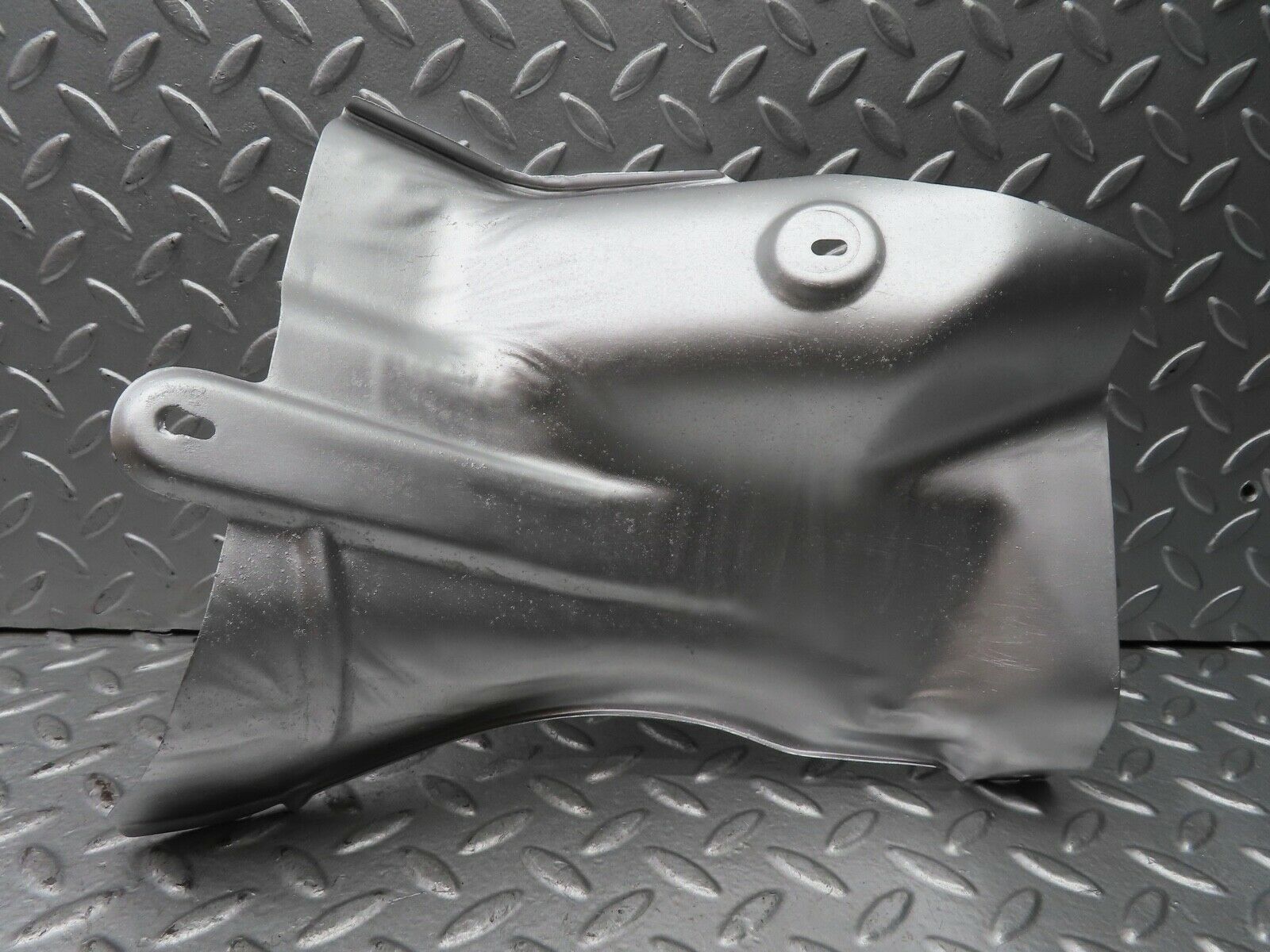 19698 Mercedes-Benz C140 CL420 Coupe Exhaust Heat Shield