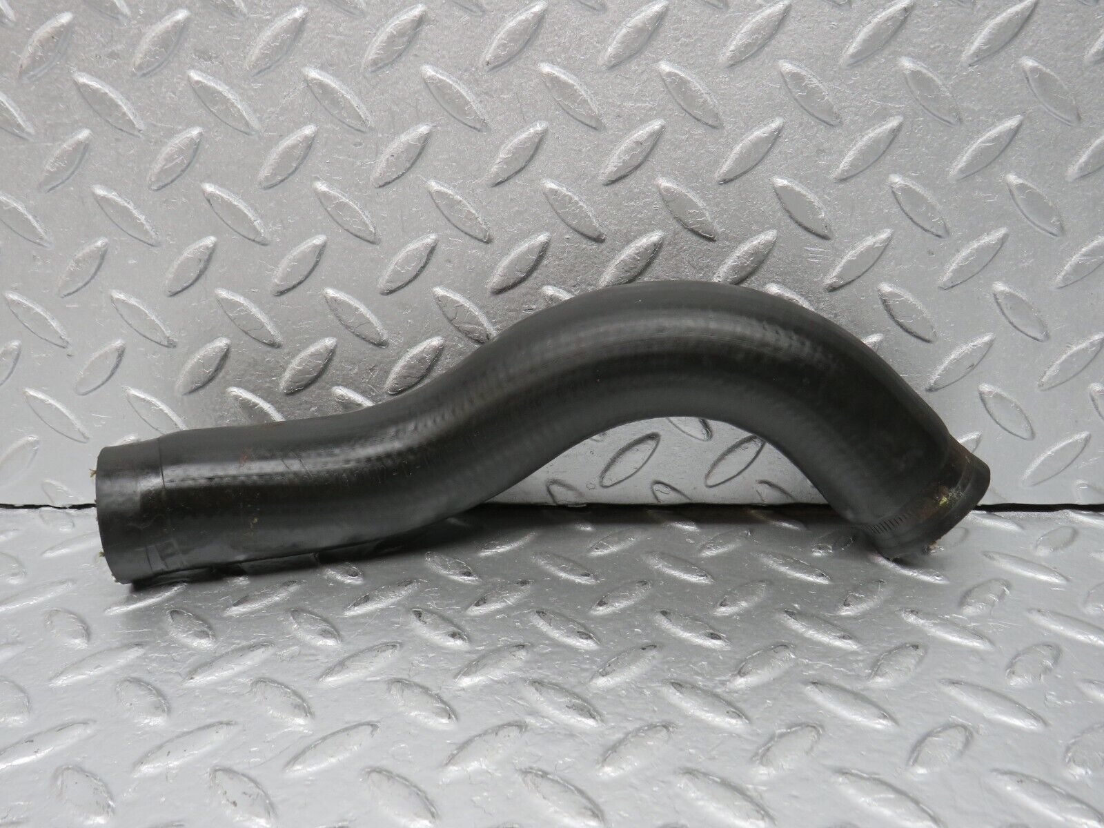 39178 Mercedes-Benz R107 500SL Radiator Hose Pipe 1265012082