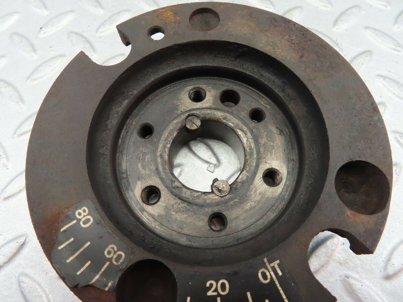 7995 Mercedes-Benz W115 220D Crankshaft Vibration Damper Pulley 6150311007