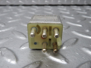 34060 Mercedes-Benz W124 260E Multi Purpose Relay 0015420219