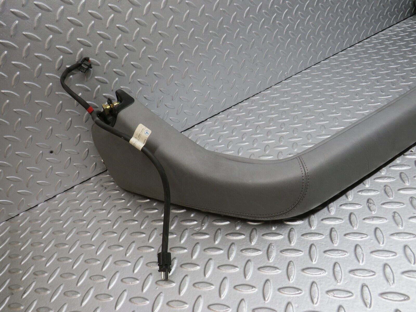 39548 Mercedes-Benz R129 320SL Coupe Roll Over Bar Grey