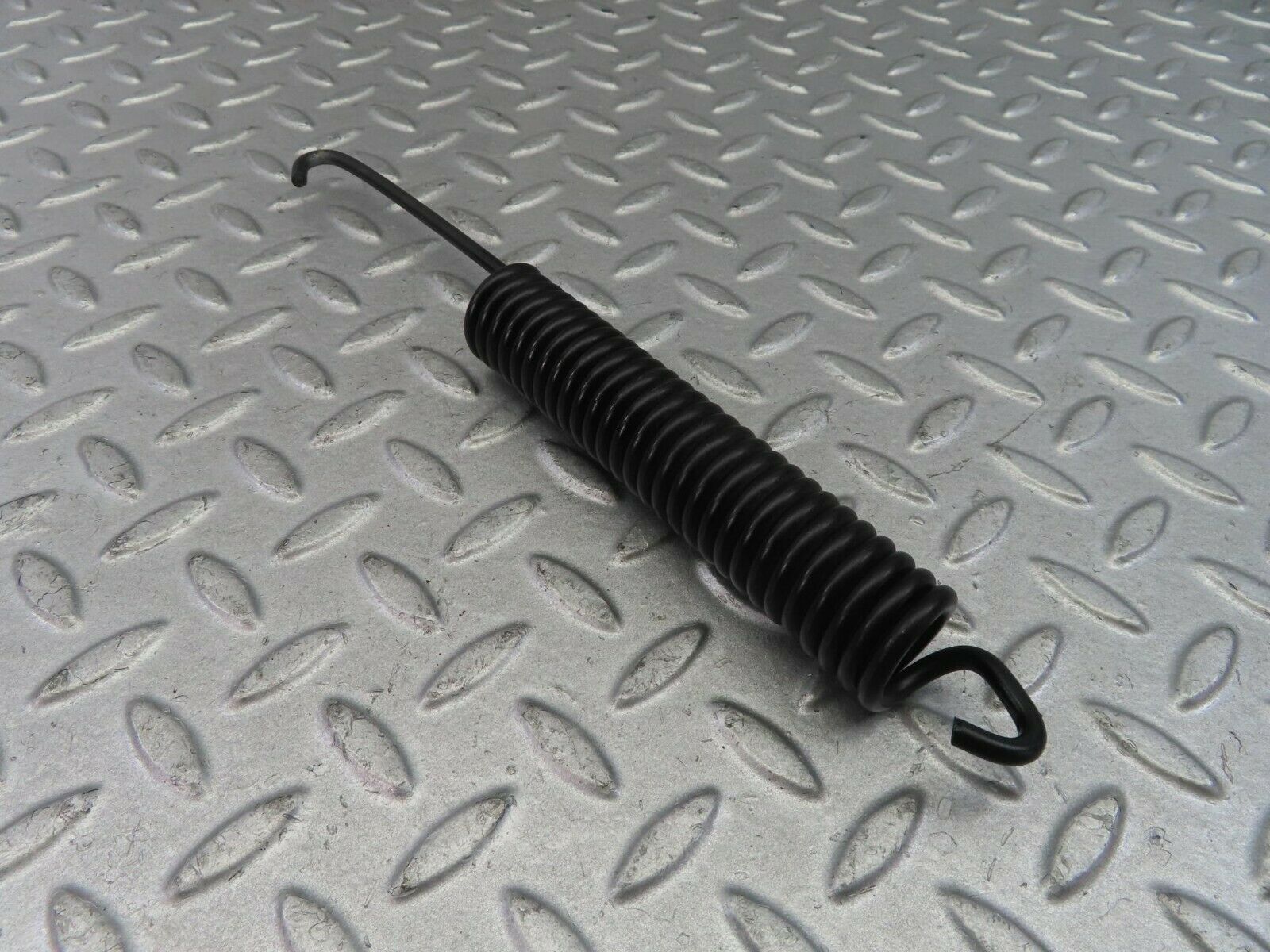 8623 Mercedes-Benz W108 Bonnet Hinge Spring