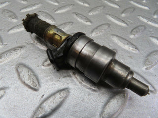W116 fuel injector used OEM