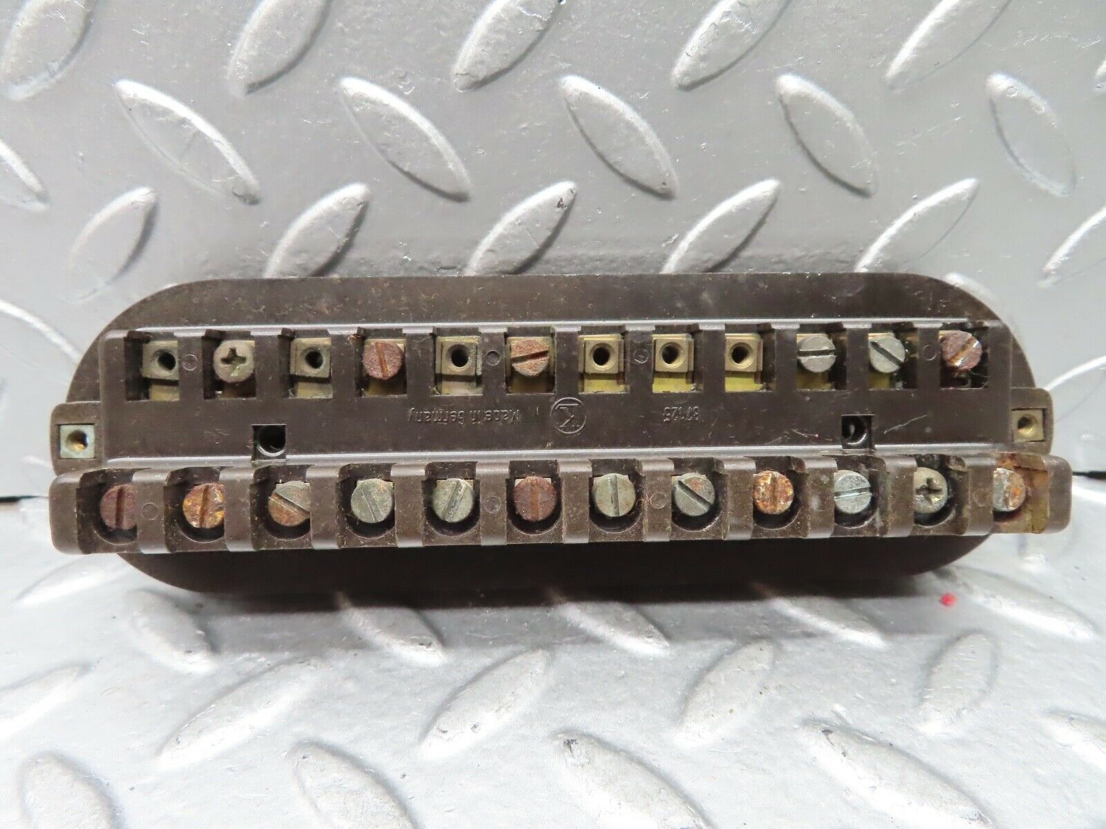 20881 Mercedes-Benz W114 250CE Coupe Fuse Box 0005455901
